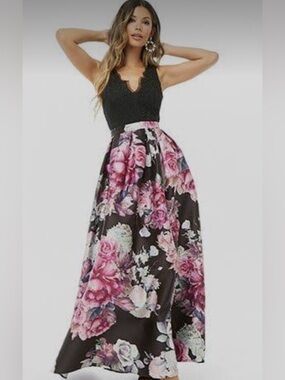 Soieblu dark romantic whimsical BLK bodice voluminous floral skirt formal gown M
